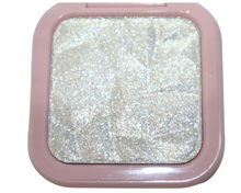 Load image into Gallery viewer, I’m The Star Pressed Highlighter